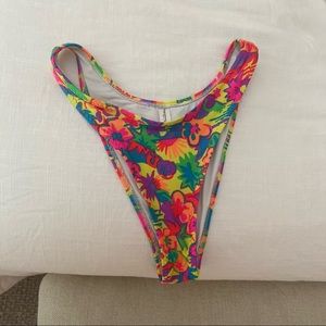 Heavy Manners Cheeky Bottoms